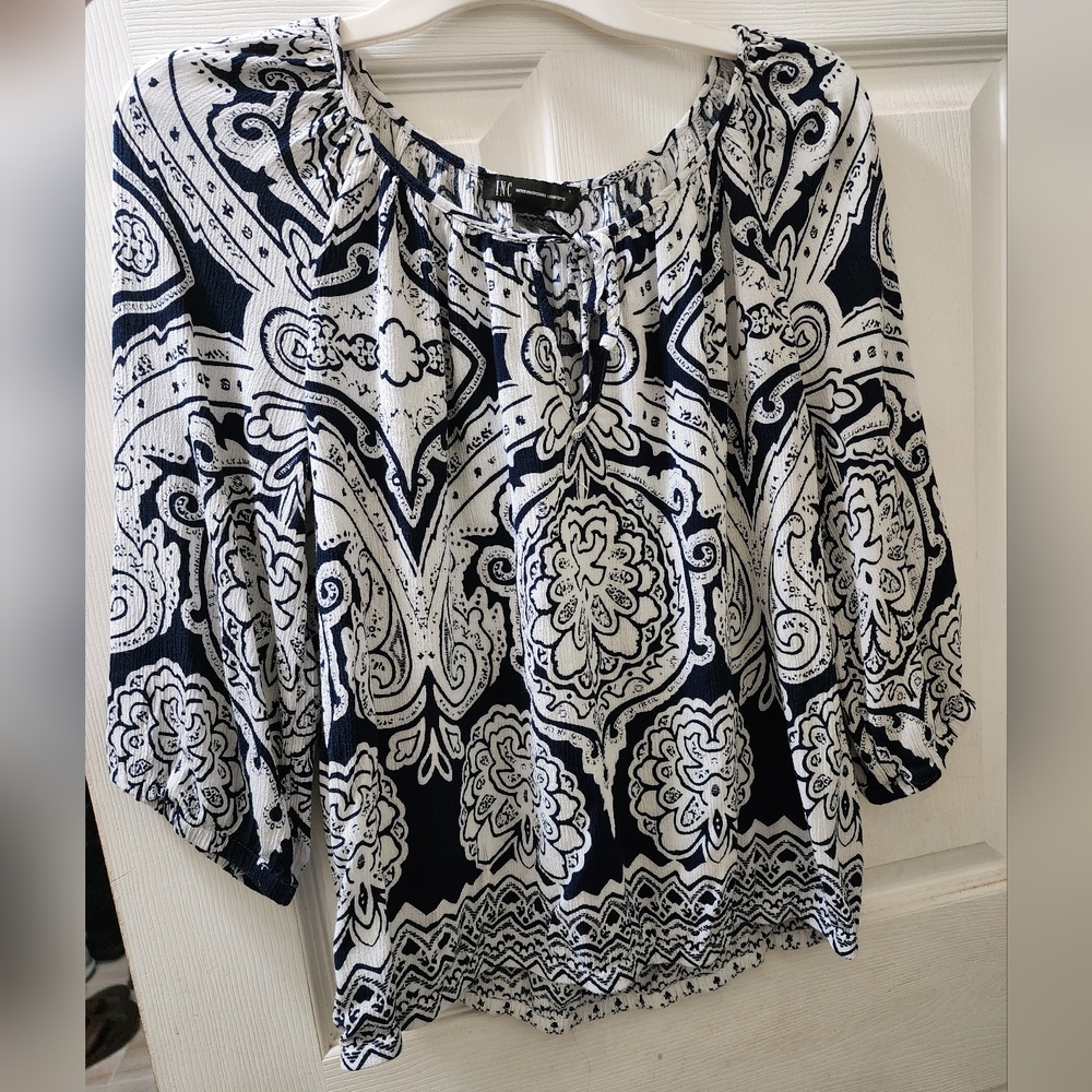 Women's INC & Co. Size Large Blouse